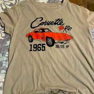 Girls beige corvette shirt size xsmall